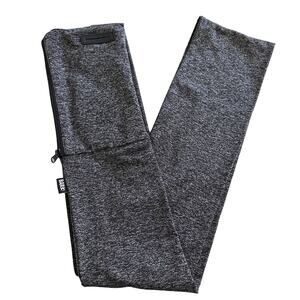 Bark The Essentia lScarf with zip pocket
